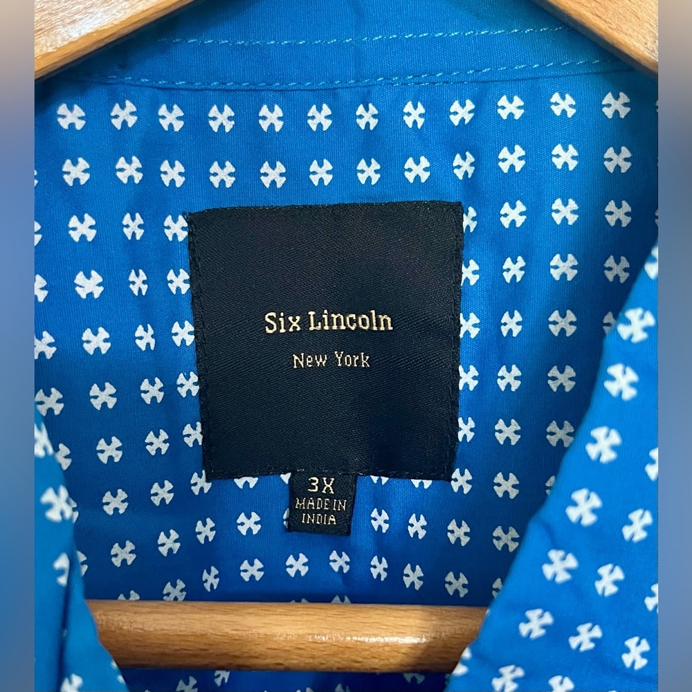 NWT Six Lincoln New York Blue and White Pattern Button Down Shirt - Picture 2 of 7